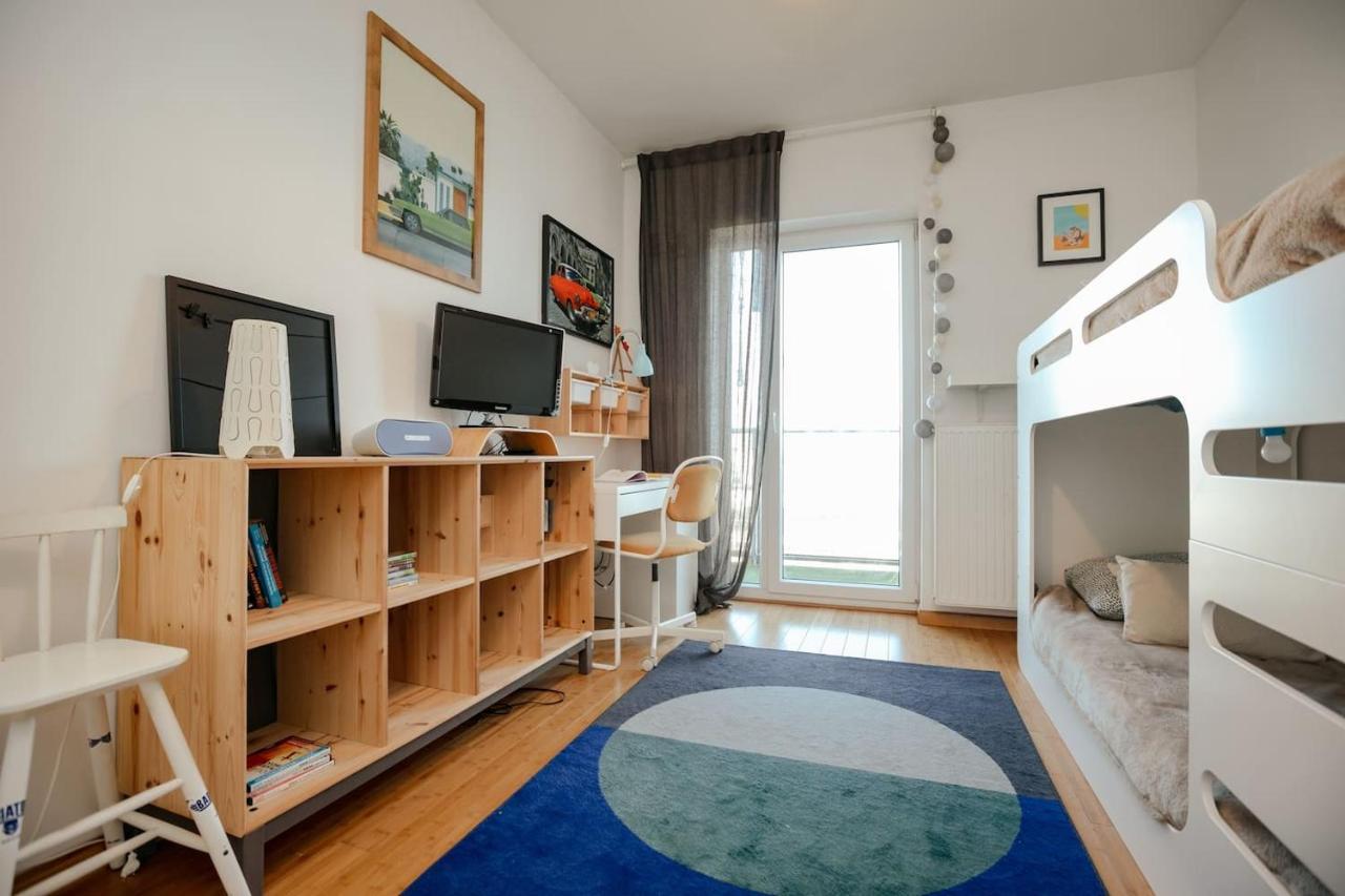 Dwupoziomowy, Rodzinny Apartament. Ochrona, Garaz. Warsawa Bagian luar foto