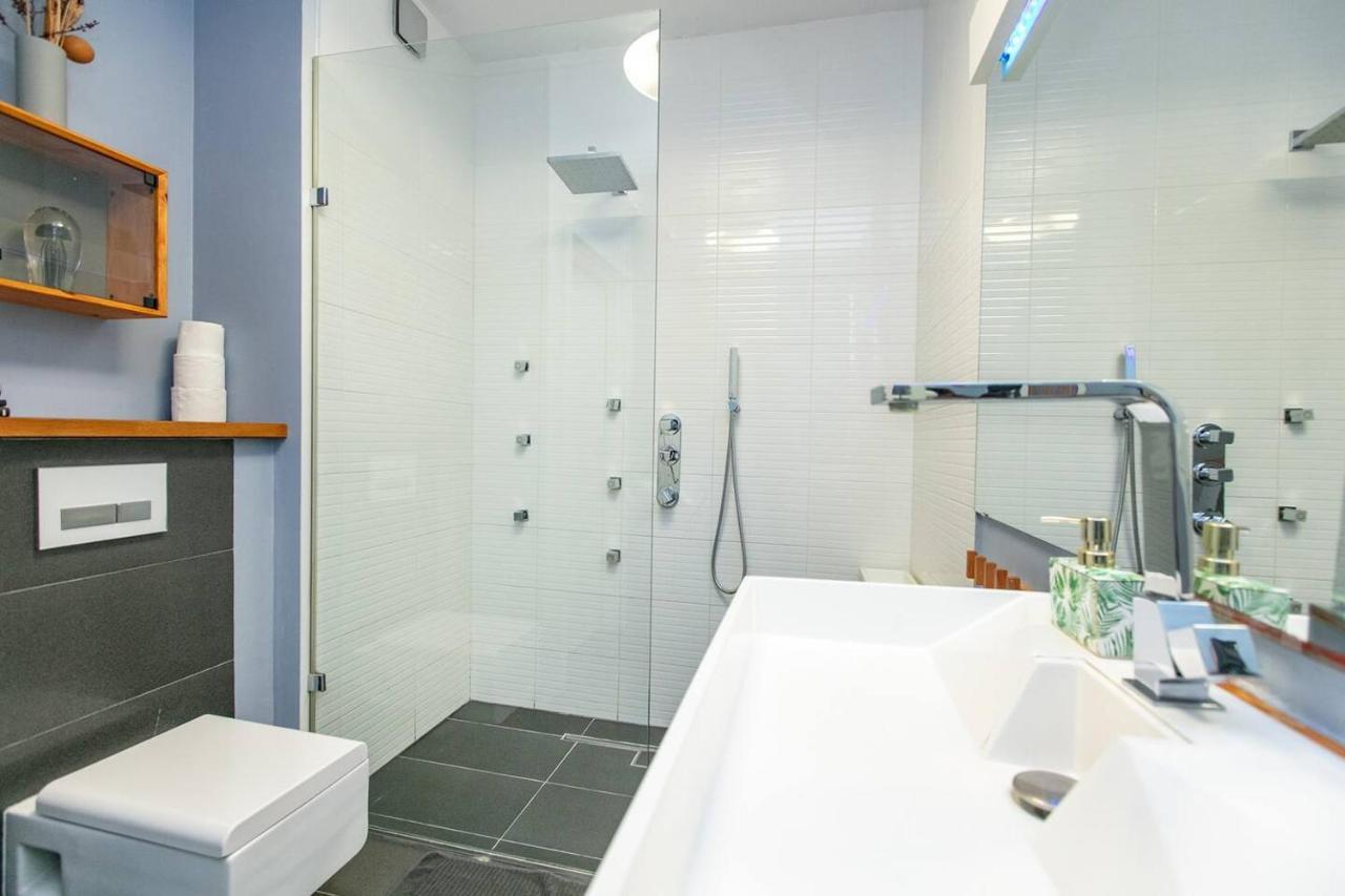 Dwupoziomowy, Rodzinny Apartament. Ochrona, Garaz. Warsawa Bagian luar foto